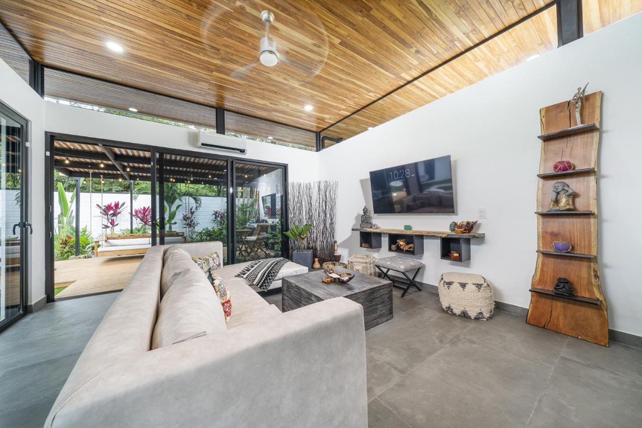Playa Potrero - New Modern House, Pool In Guitar Shape - Casa Guitarra Villa ภายนอก รูปภาพ