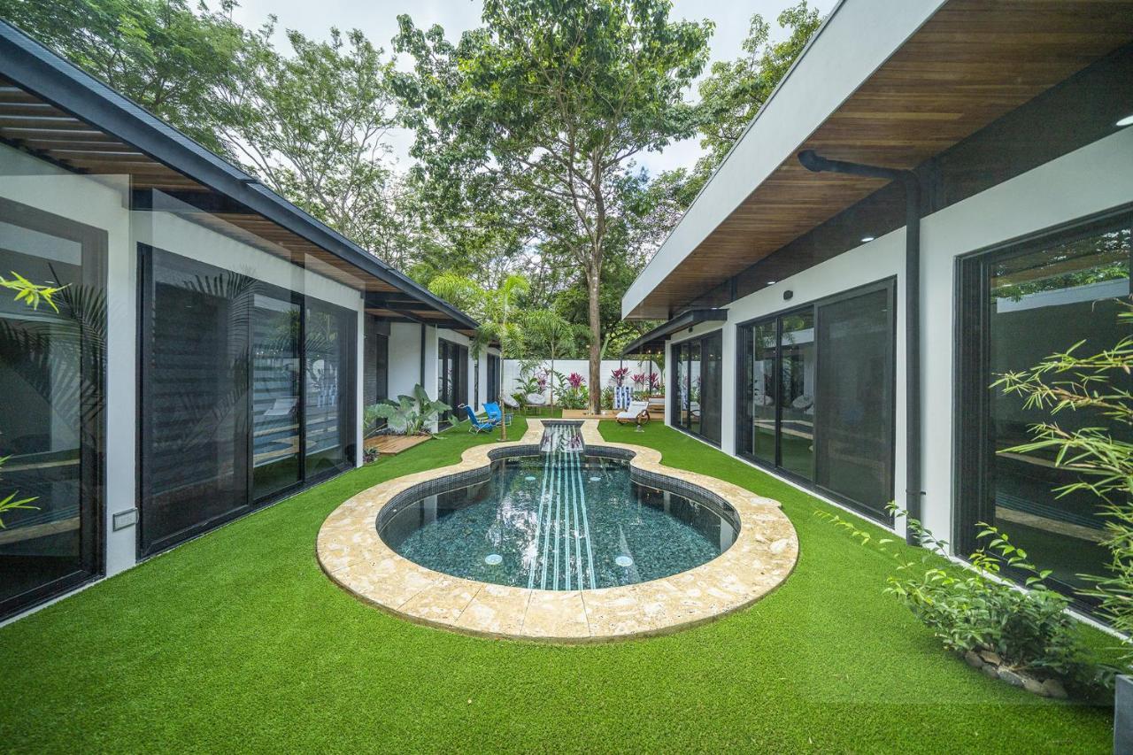 Playa Potrero - New Modern House, Pool In Guitar Shape - Casa Guitarra Villa ภายนอก รูปภาพ