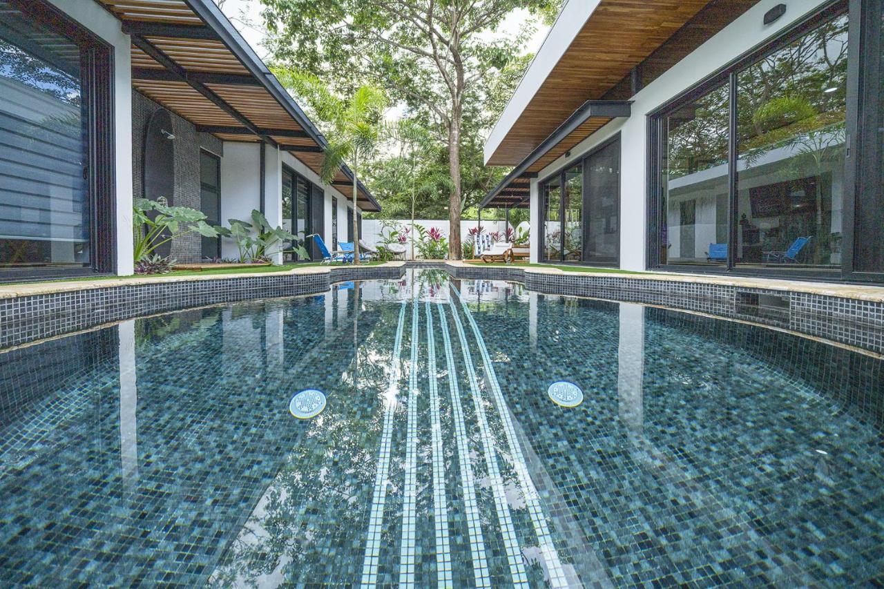 Playa Potrero - New Modern House, Pool In Guitar Shape - Casa Guitarra Villa ภายนอก รูปภาพ